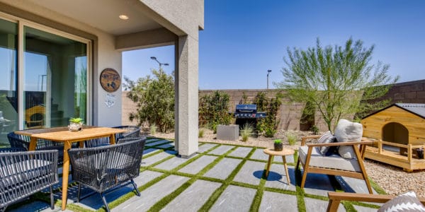 Backyard of Onyx Plan 2 at Obsidian by Woodside