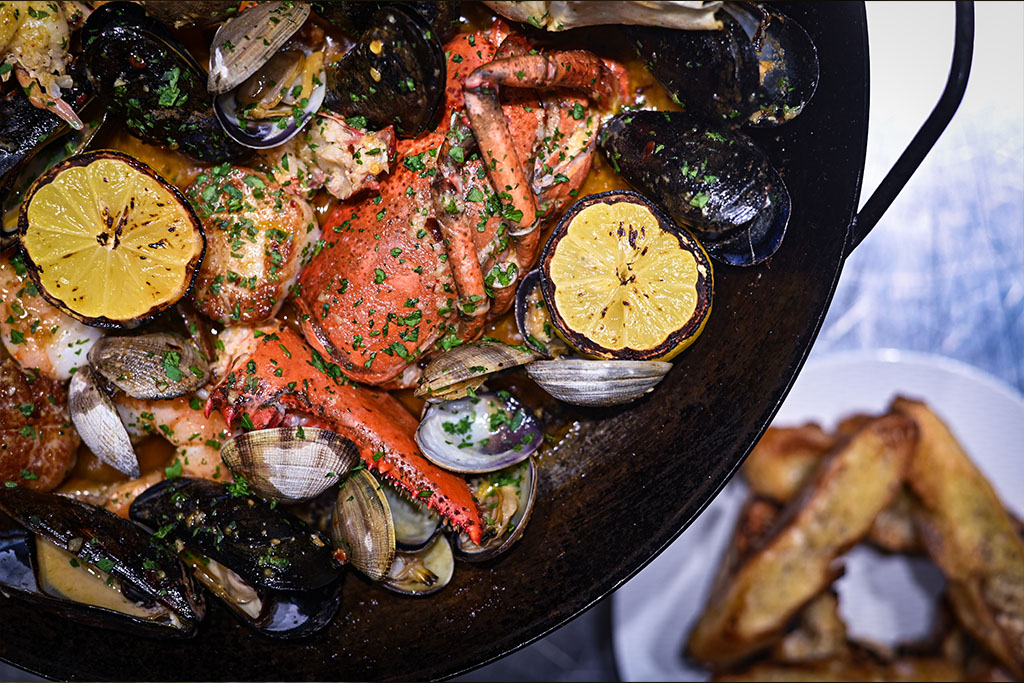 Seafood Tower at Harlo