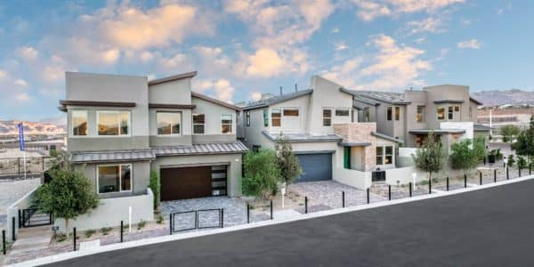 Streetscape of Arroyos Edge by Tri Pointe Homes